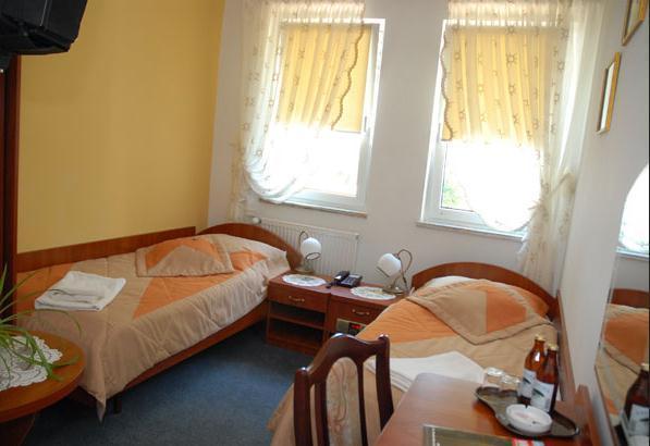 Hotel Restauracja Kaukaska Jadwiga Choroszy ولسيزتيون الغرفة الصورة
