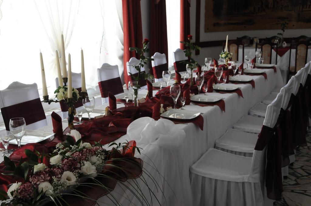 Hotel Restauracja Kaukaska Jadwiga Choroszy ولسيزتيون المظهر الخارجي الصورة